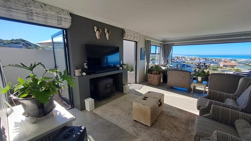 2 Bedroom Property for Sale in Stilbaai East Western Cape